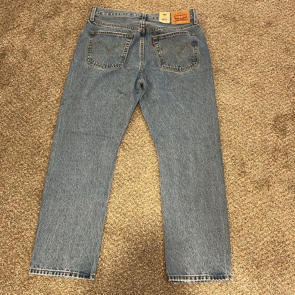 Women’s Levi’s 501 30 x 28 NWT - Picture 3 of 4